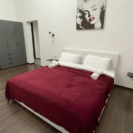 Apartman Rv Old Velyka Vasylkivska 28 Self Check-in 24х7